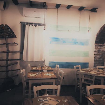 Locanda Del Sole Nero San Terenzo Eksteriør billede