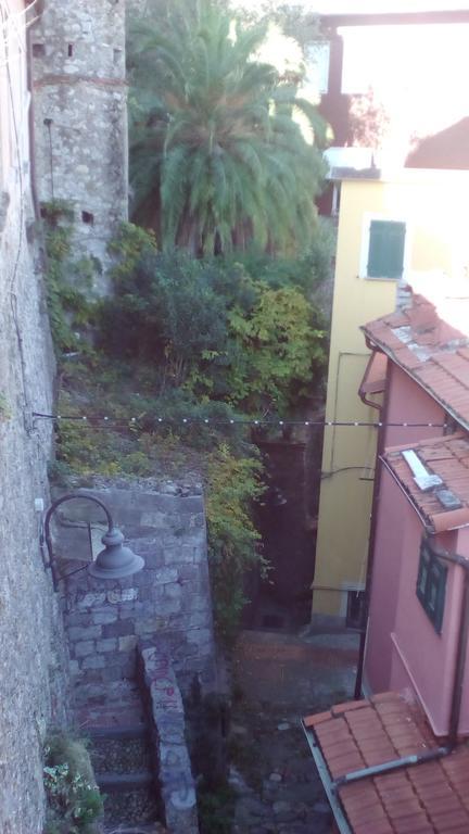 Locanda Del Sole Nero San Terenzo Eksteriør billede